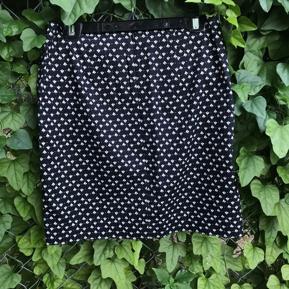 Ann Taylor Sailboat Skirt - Picture 2 of 6